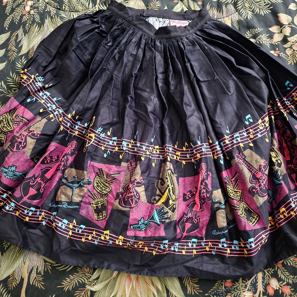 Pinup couture pinup girl clothing music notes Jenny Stephanie Buscema